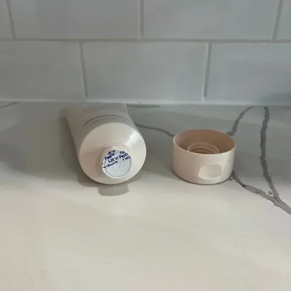 European Wax Center EWC Slow Body Polish Fragrance Free 6.7 fl oz NEW - Picture 3 of 3